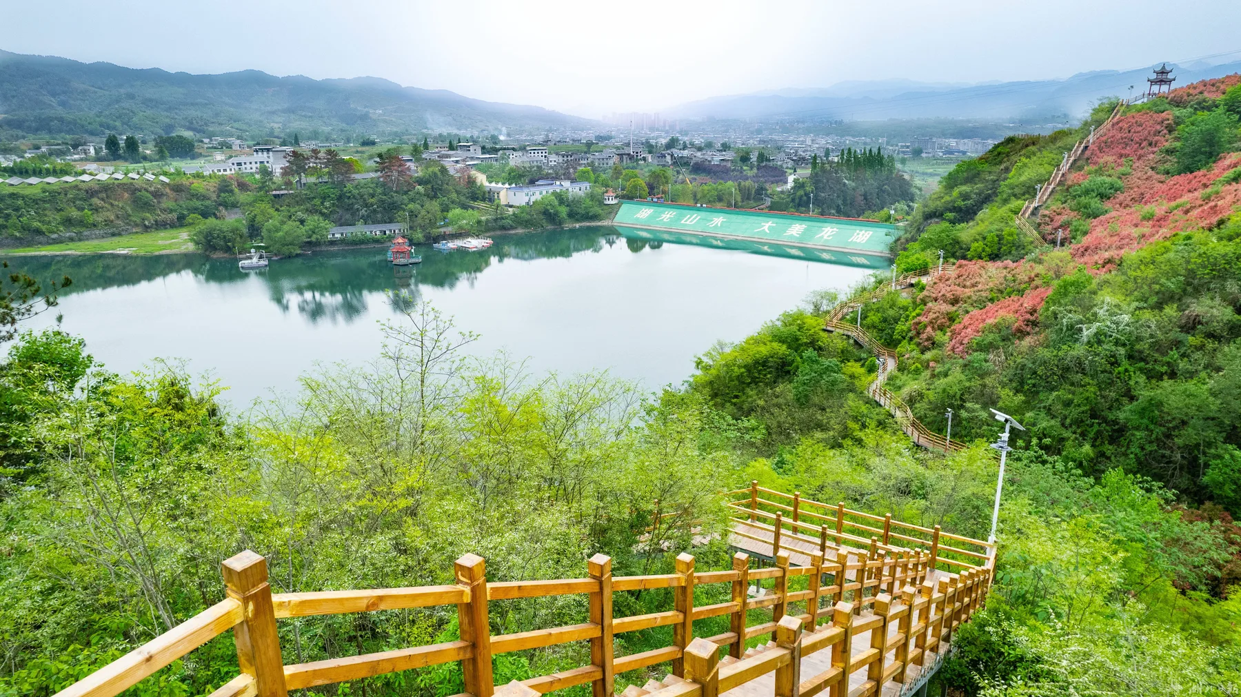Zhuxi Lake scene 2