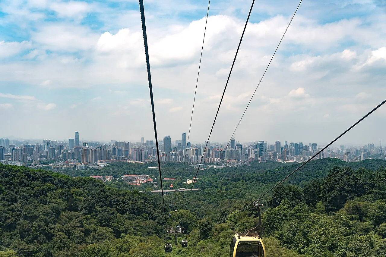 Baiyun aerial lift 02