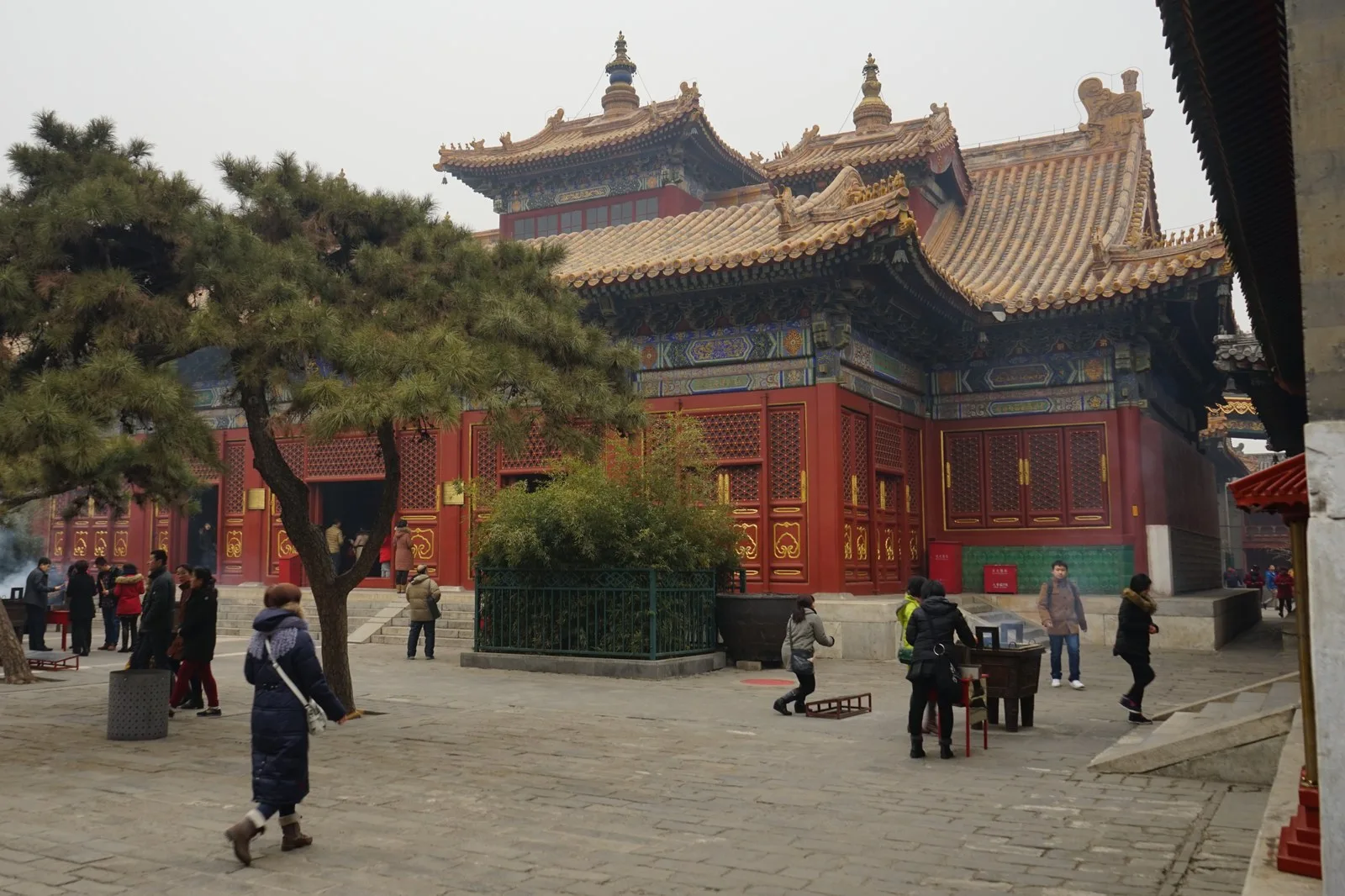 雍和宫建筑外观候选图。