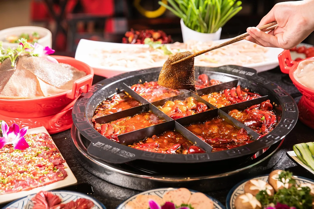 Hotpot tripe and side dishes