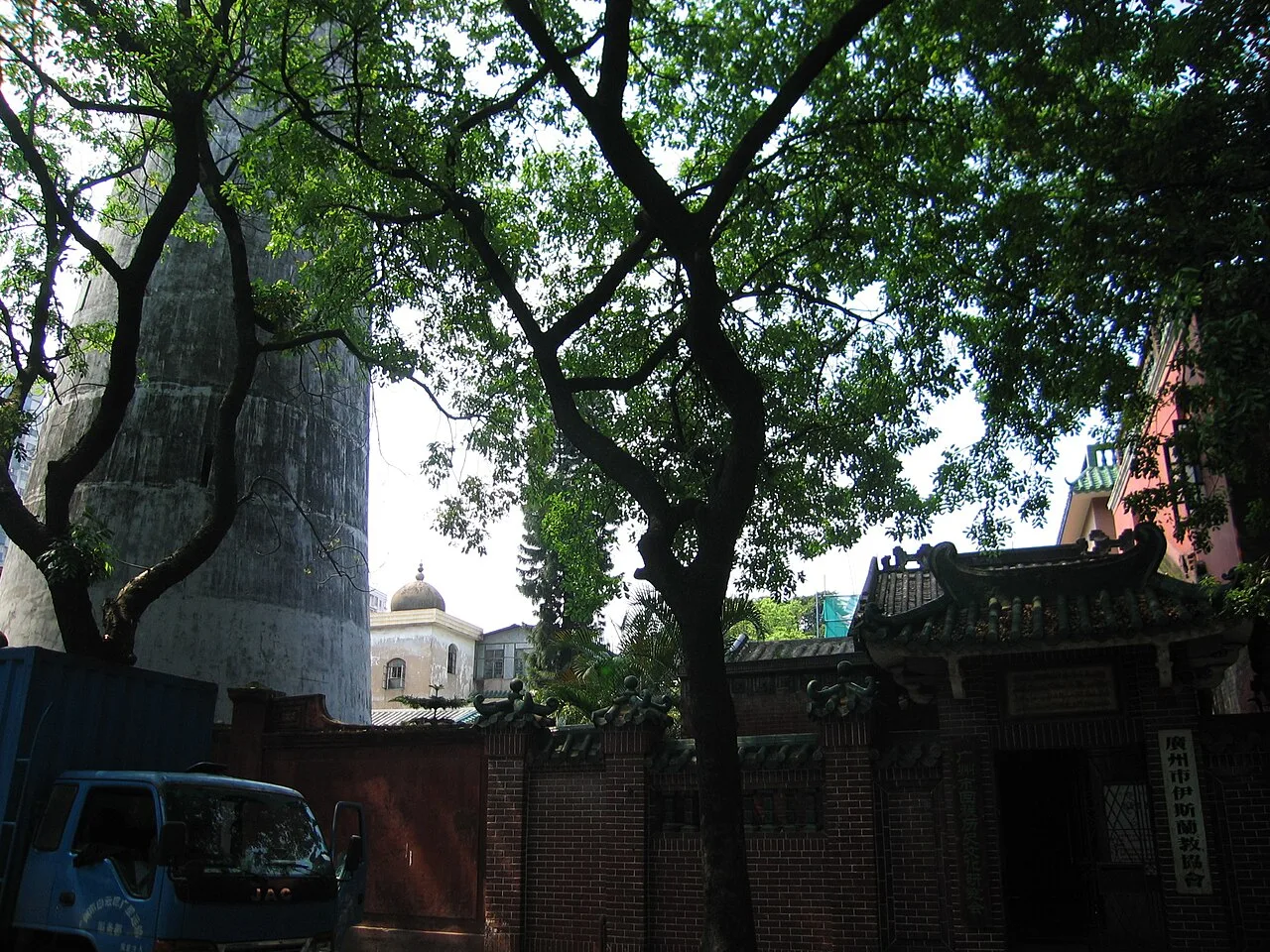 Huaisheng Mosque in Guangzhou