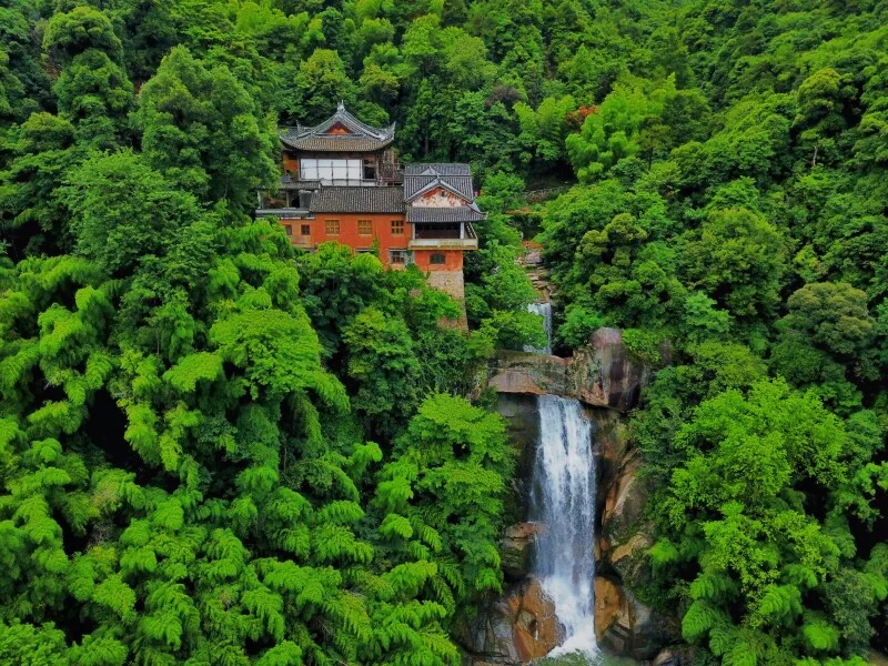 Tiantai Mountain Scenic Area scene 4