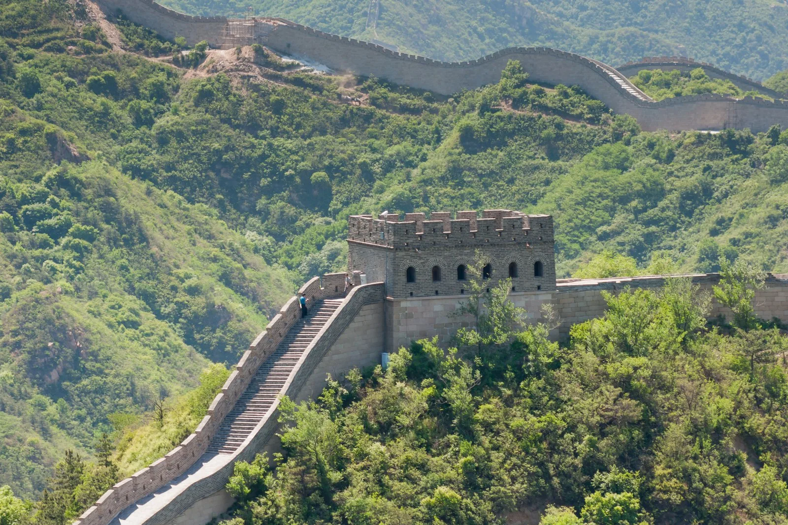八达岭长城远景和城楼实景。