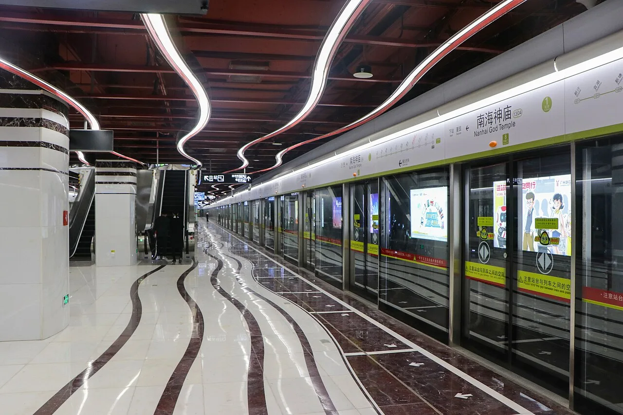 Nanhai God Temple Station Platform 1 2018 01
