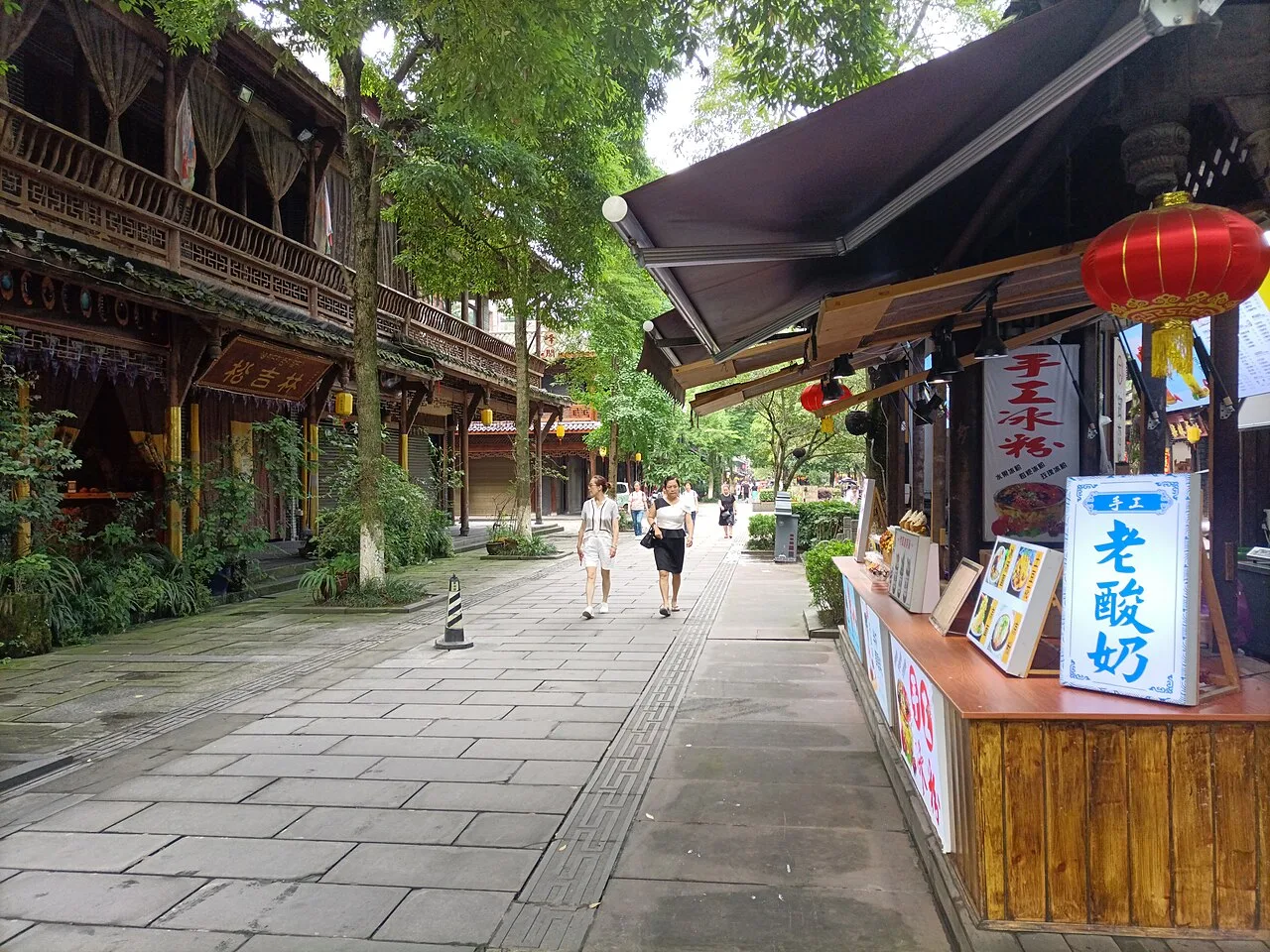 街子古镇街道01