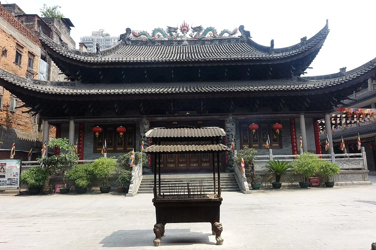 Back of the Hall of Guru, Hualin Temple, picture2