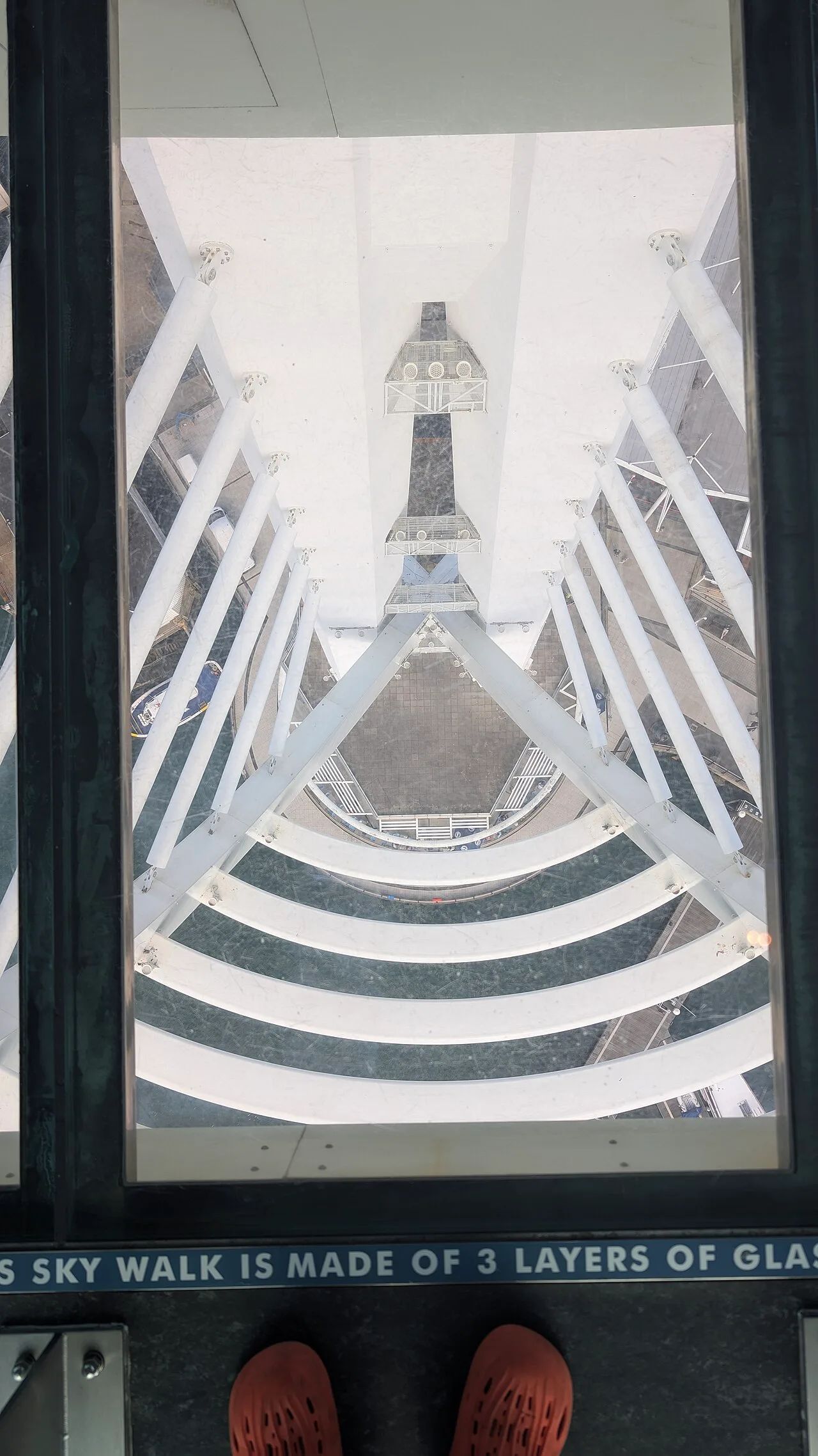 Spinnaker Tower Skywalk 01