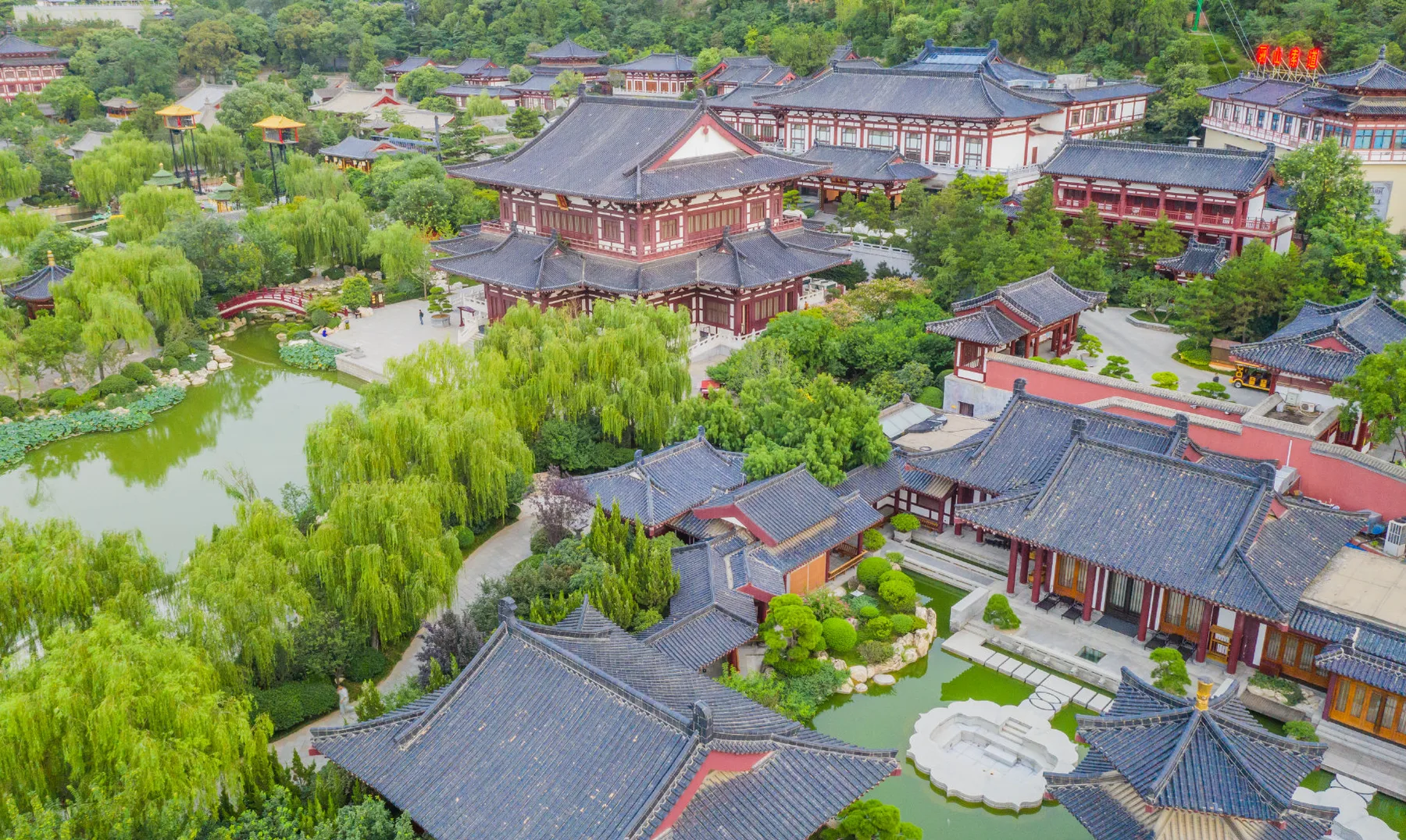 Huaqing Palace