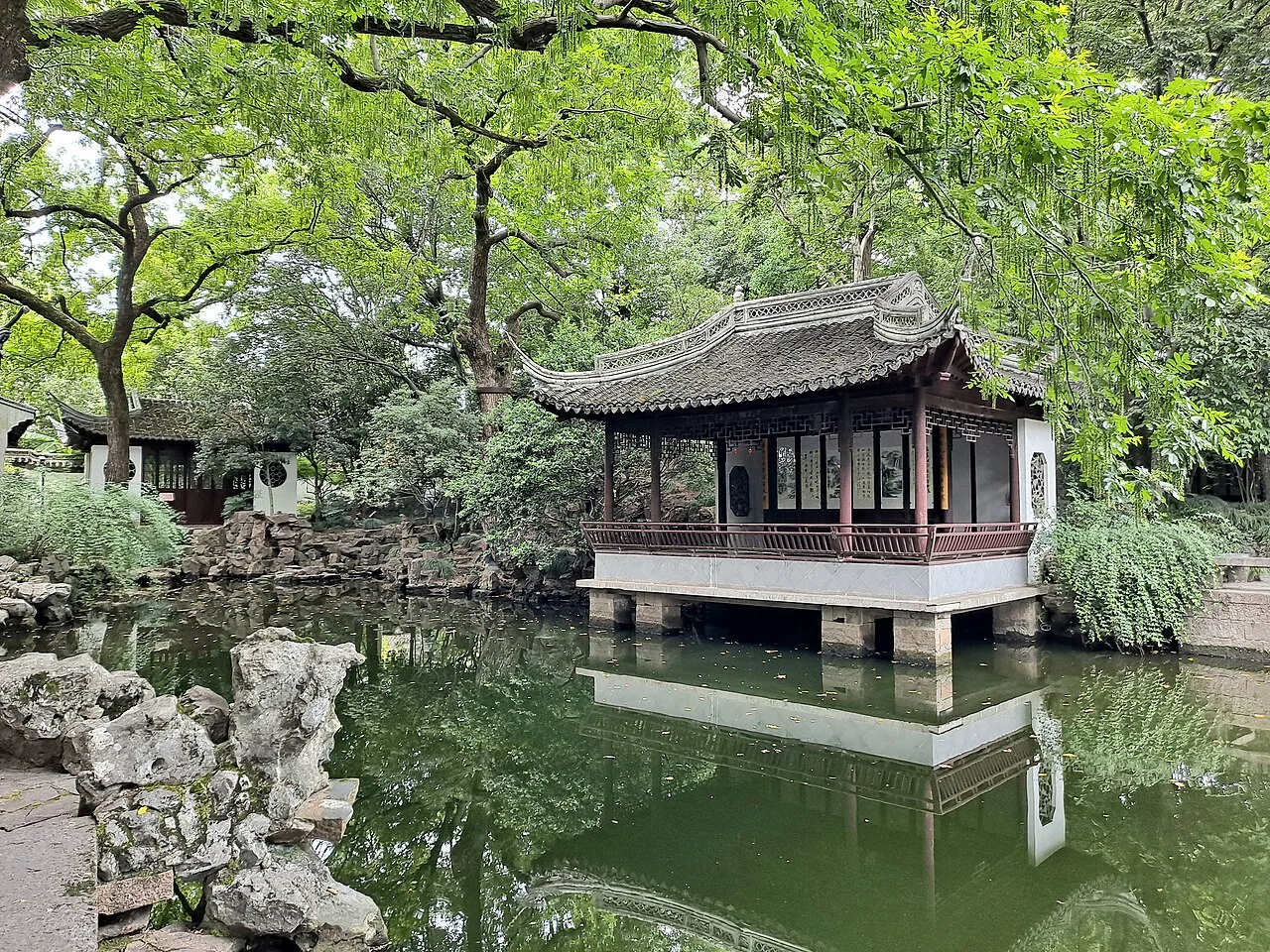 Qiuxiapu Garden, Shanghai