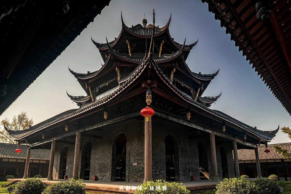 Xinjin Chunyang Temple scene